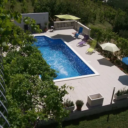 Roza Apartman Trogir