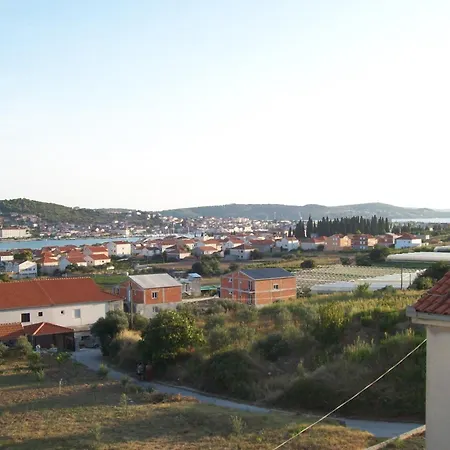 Apartamento Roza Trogir