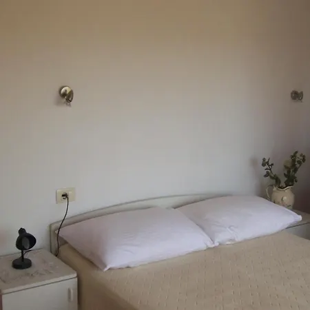 洛萨别墅酒店 公寓
